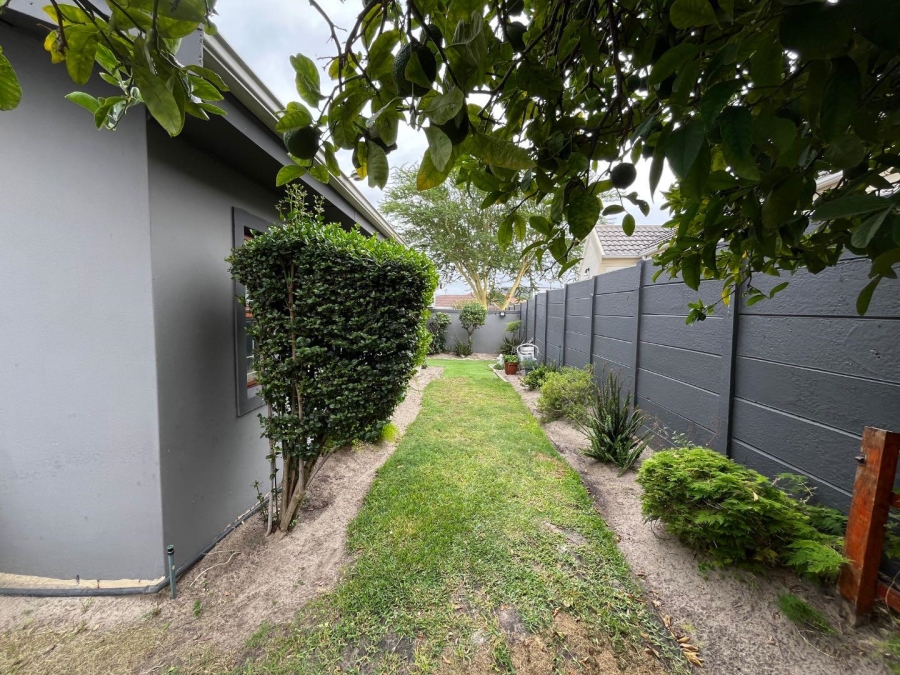 3 Bedroom Property for Sale in Soneike Western Cape